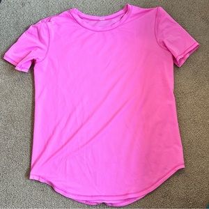 pink lululemon tee